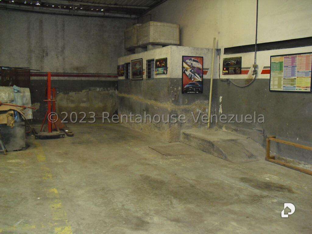 Galpón en Boleíta Sur, Caracas – 13