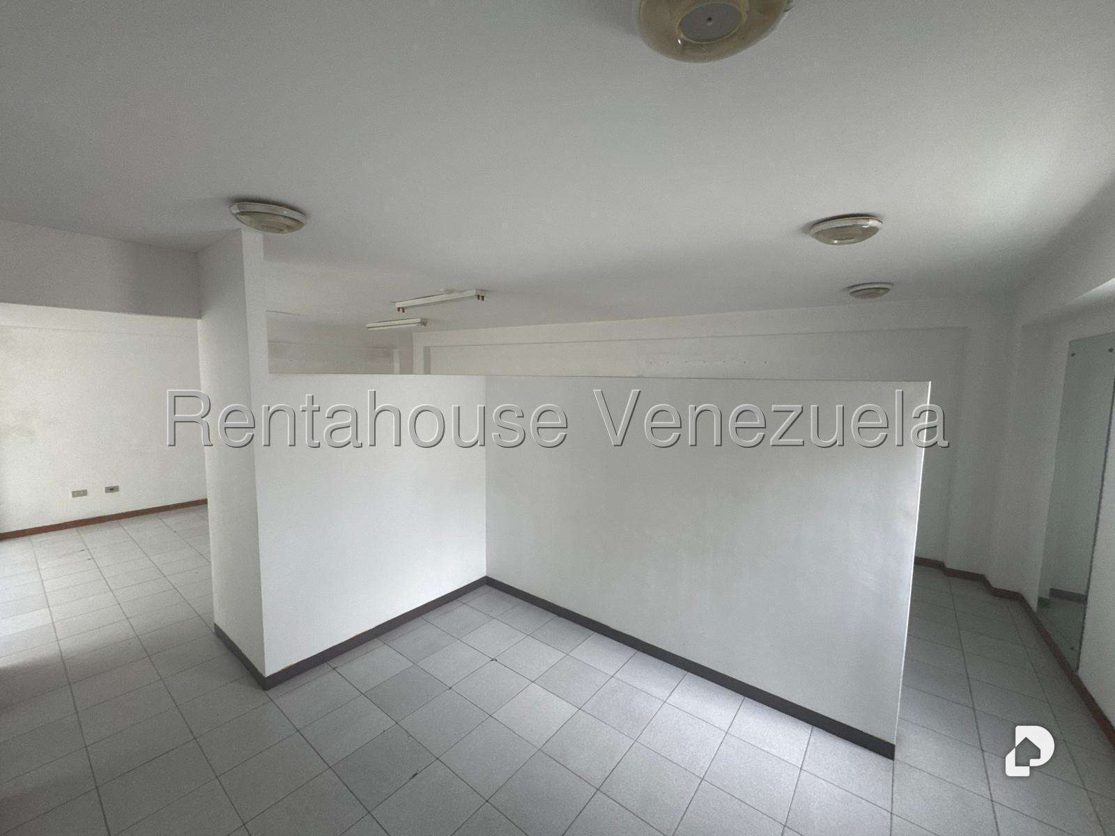 Local comercial en Baruta, Caracas – 26