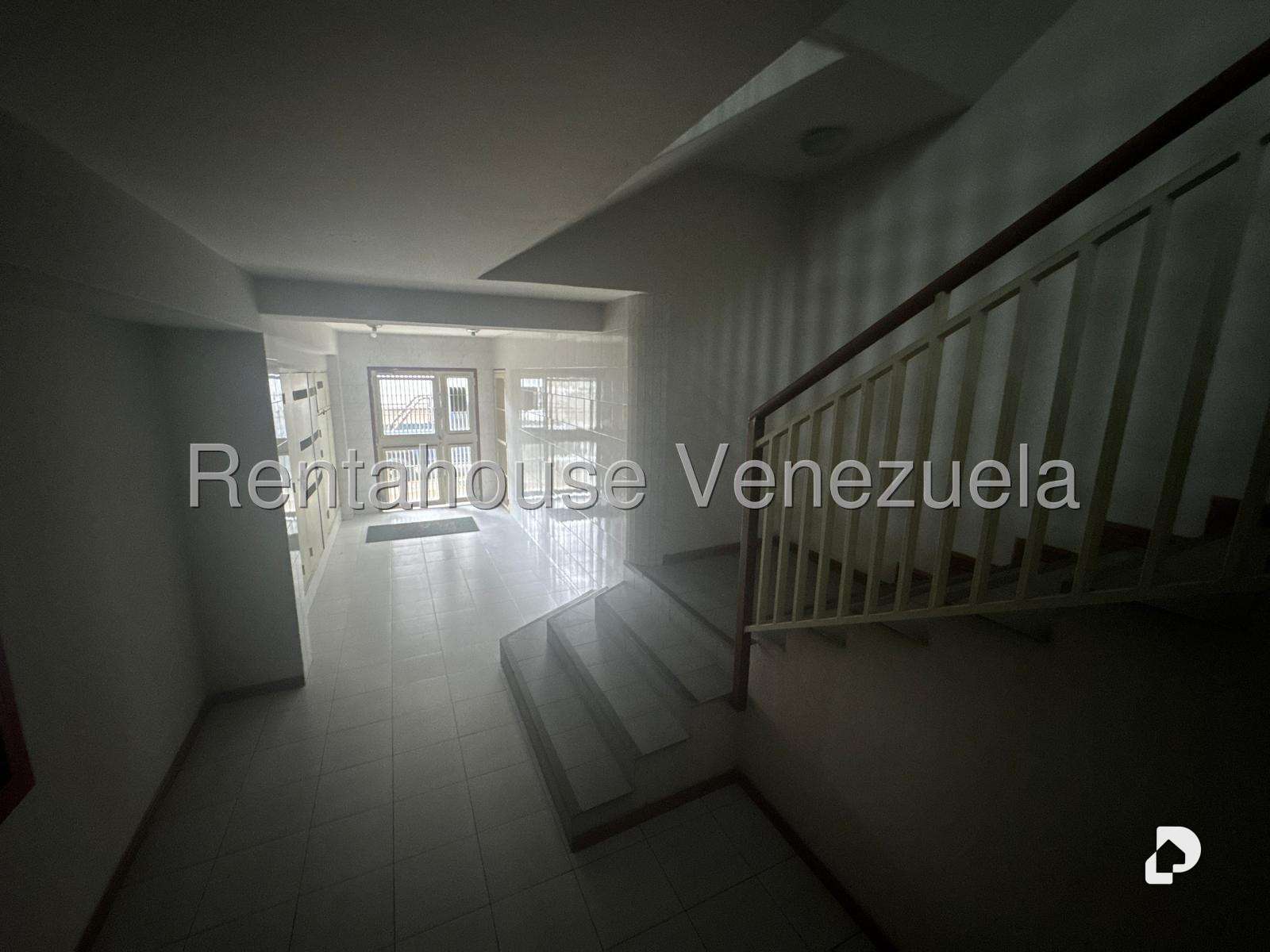 Local comercial en Baruta, Caracas – 11