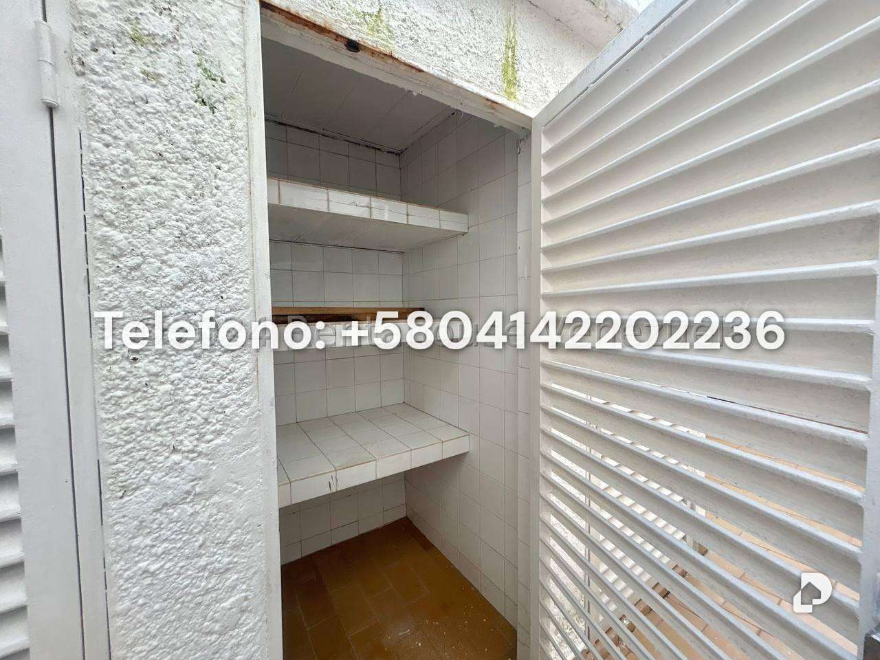 Casa en Prados del Este, Caracas – 44