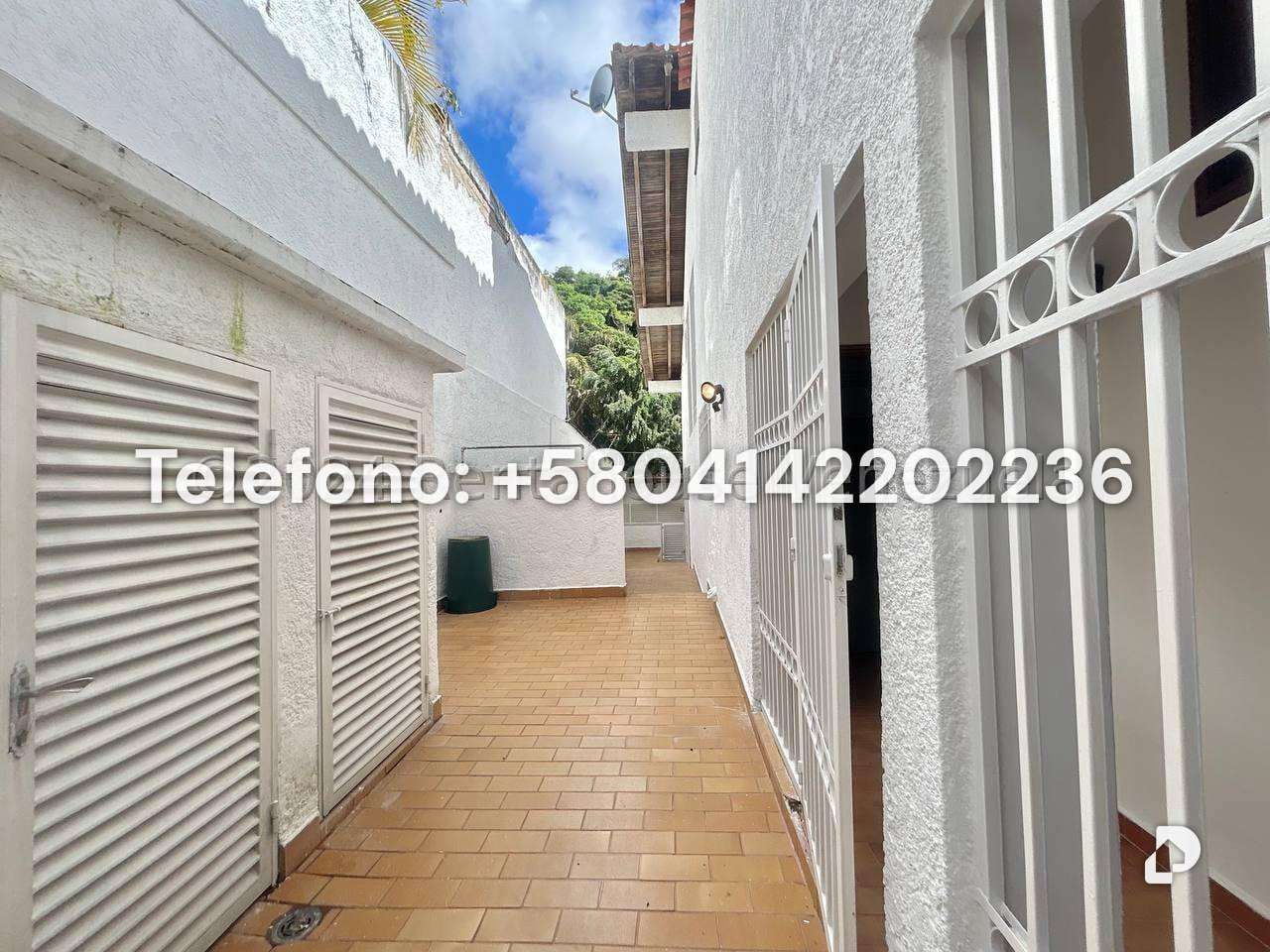 House in Prados del Este, Caracas – 18