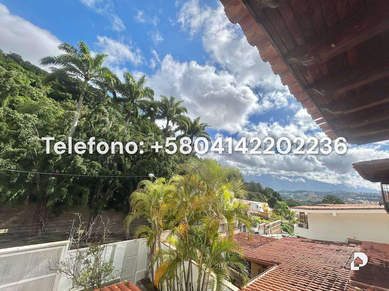 Casa en Prados del Este, Caracas – 25
