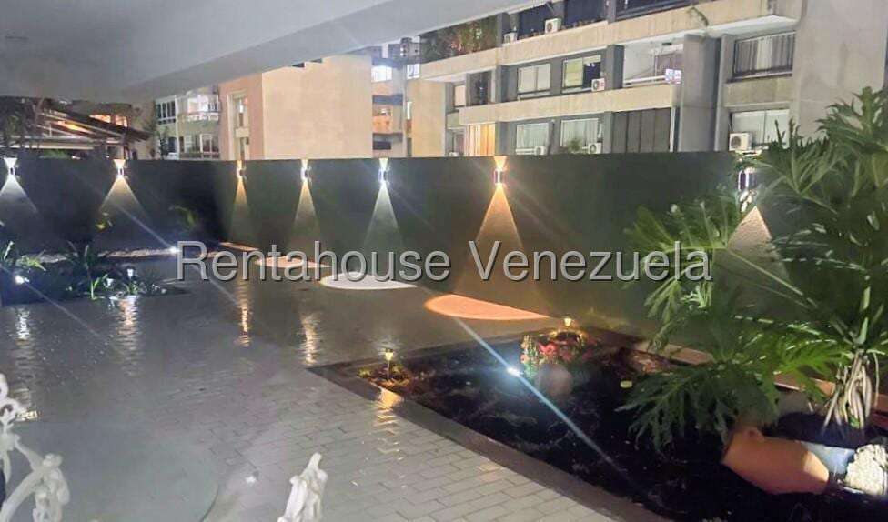 Apartamento en Santa Fe Norte, Caracas