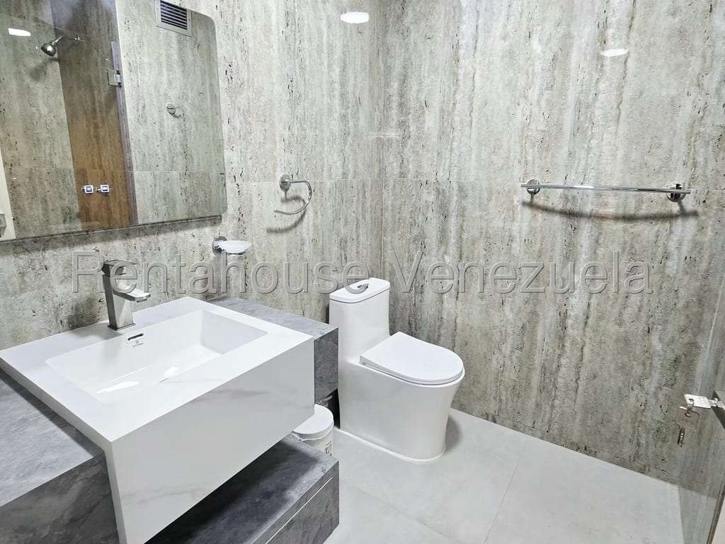 Apartamento en Santa Fe Norte, Caracas