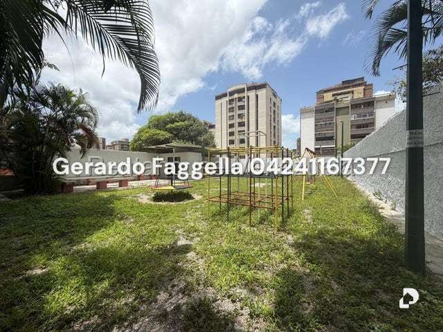 Apartamento en La Urbina, Caracas – 12