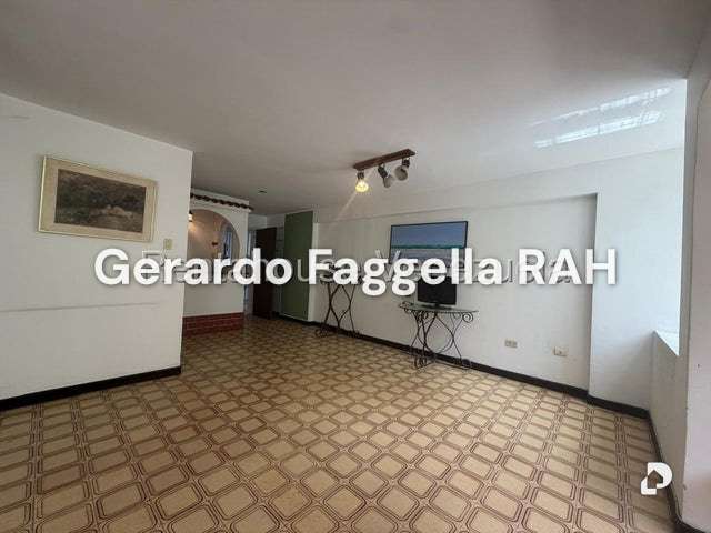 Apartamento en La Urbina, Caracas – 10