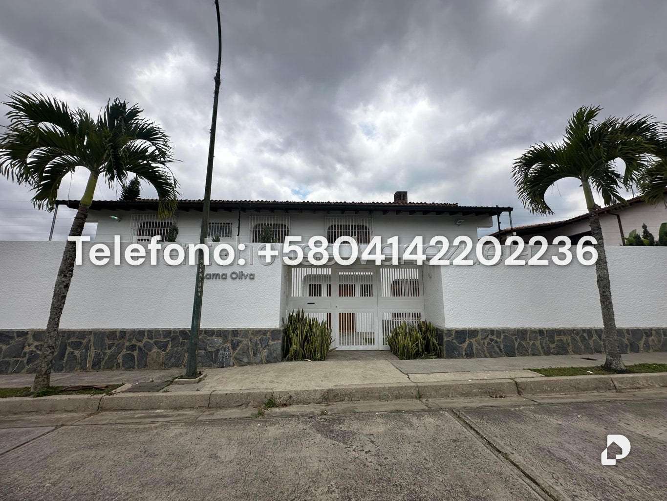 Casa en Lomas de La Lagunita, Caracas – 1