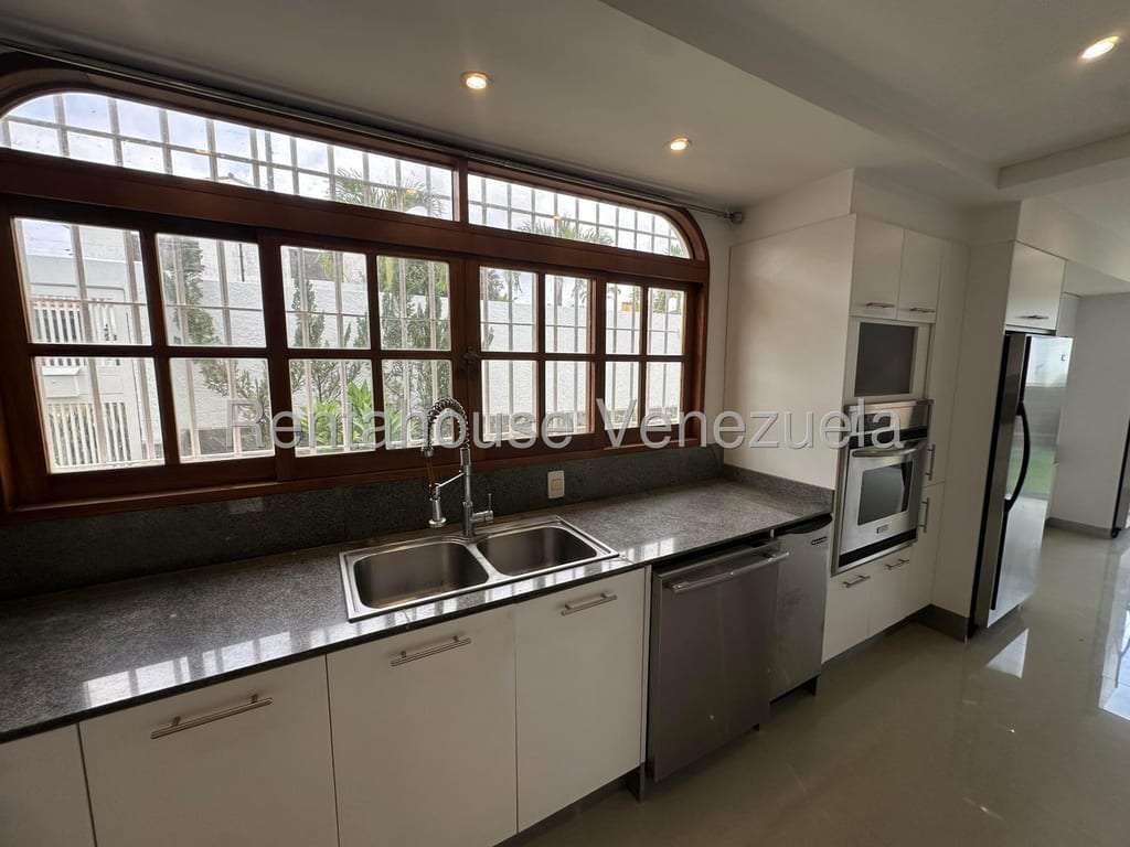 Casa en Lomas de La Lagunita, Caracas