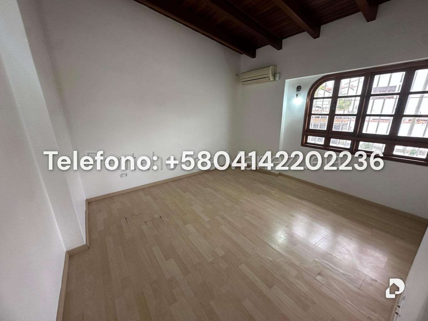 Casa en Lomas de La Lagunita, Caracas – 39