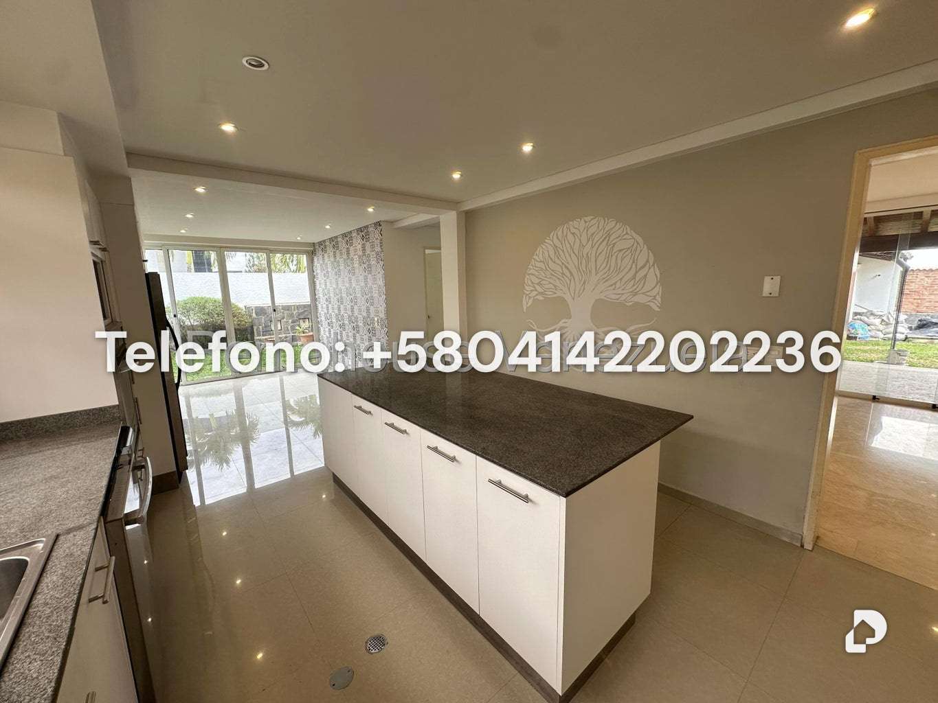 Casa en Lomas de La Lagunita, Caracas – 12