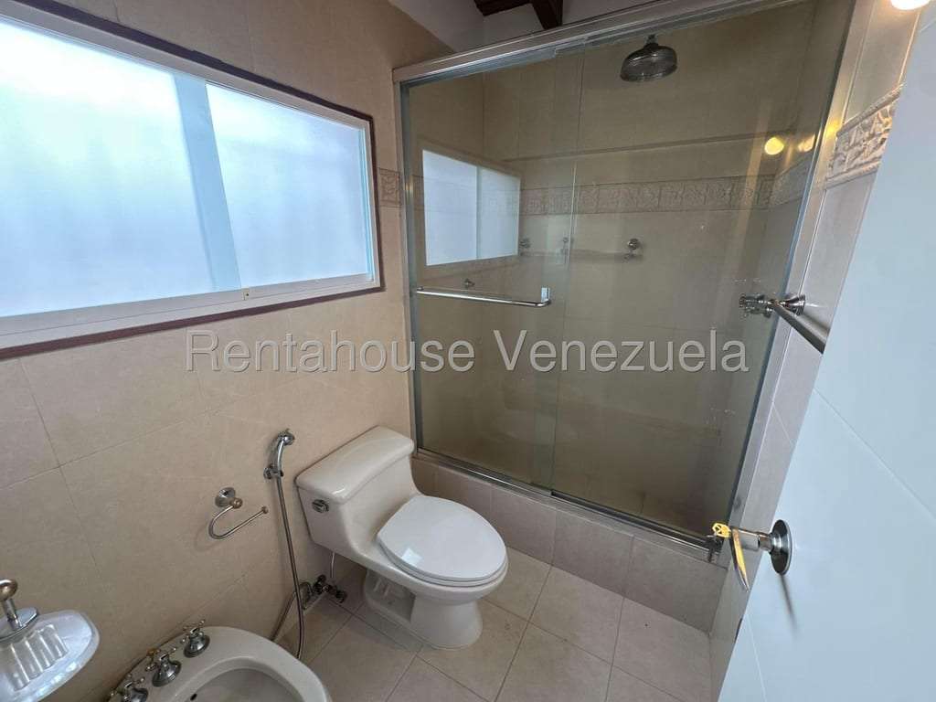Casa en Lomas de La Lagunita, Caracas