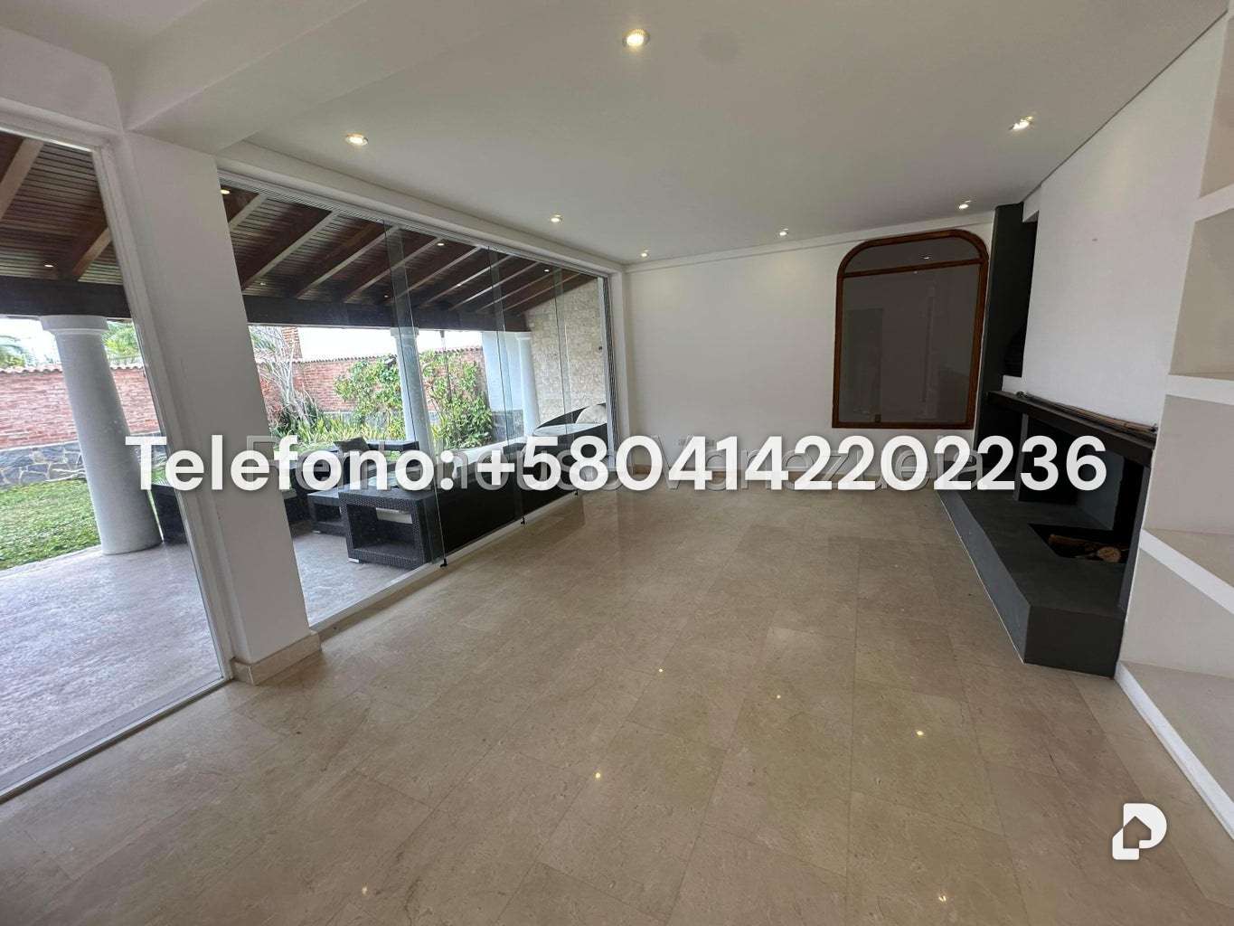 Casa en Lomas de La Lagunita, Caracas – 15