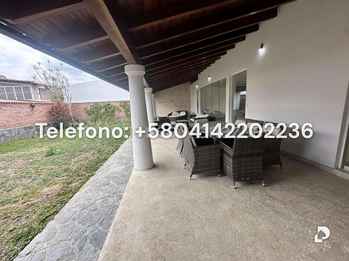 Casa en Lomas de La Lagunita, Caracas – 59