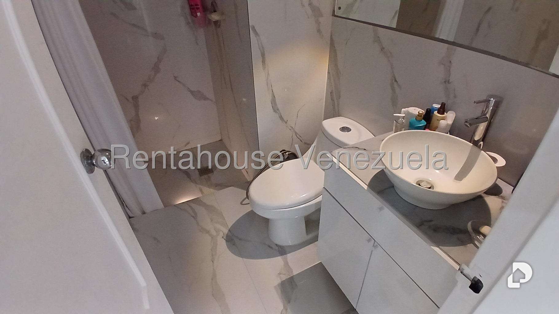 Apartamento en Las Esmeraldas, Caracas – 48