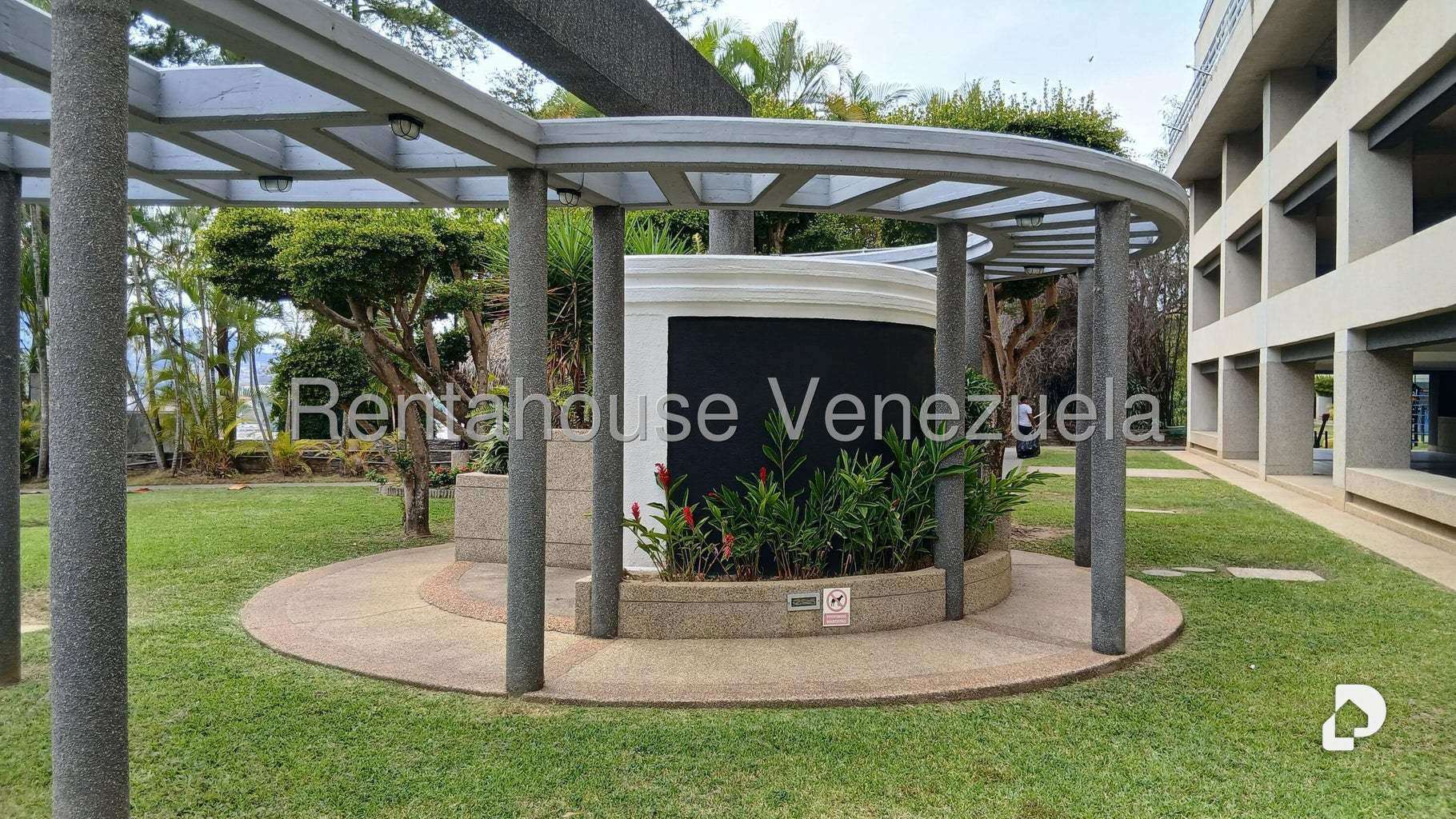 Apartamento en Las Esmeraldas, Caracas – 16