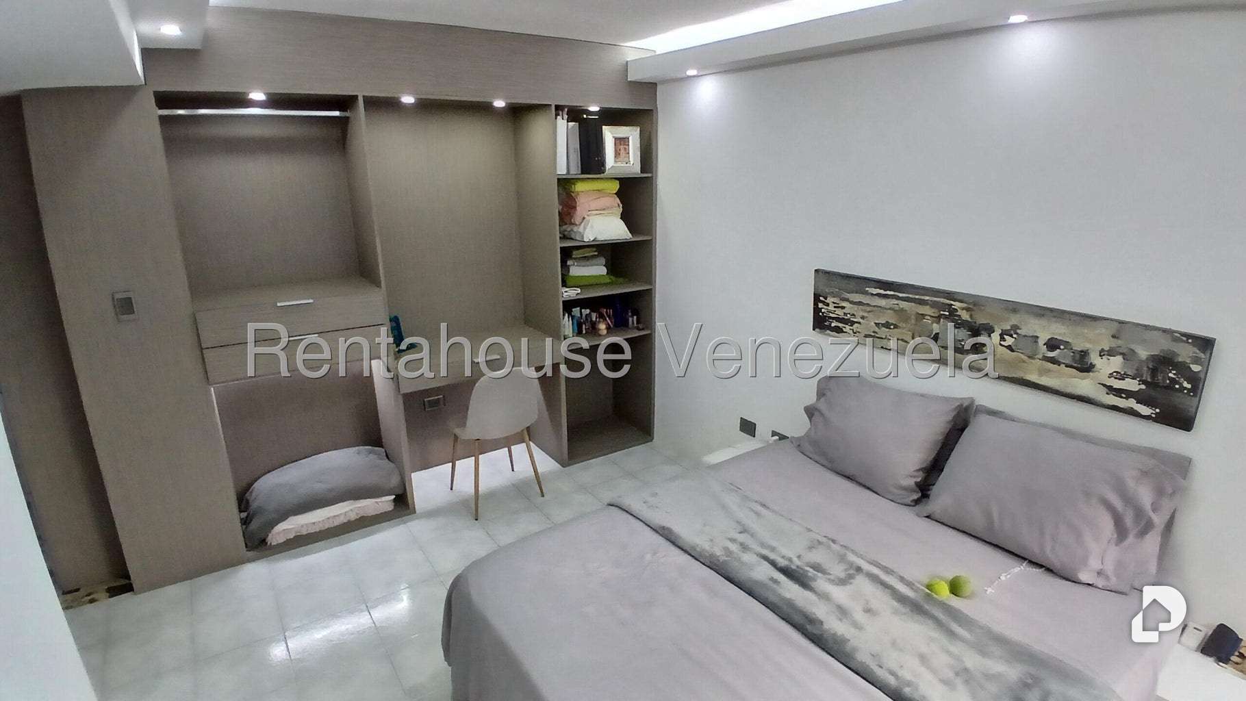 Apartamento en Las Esmeraldas, Caracas – 52