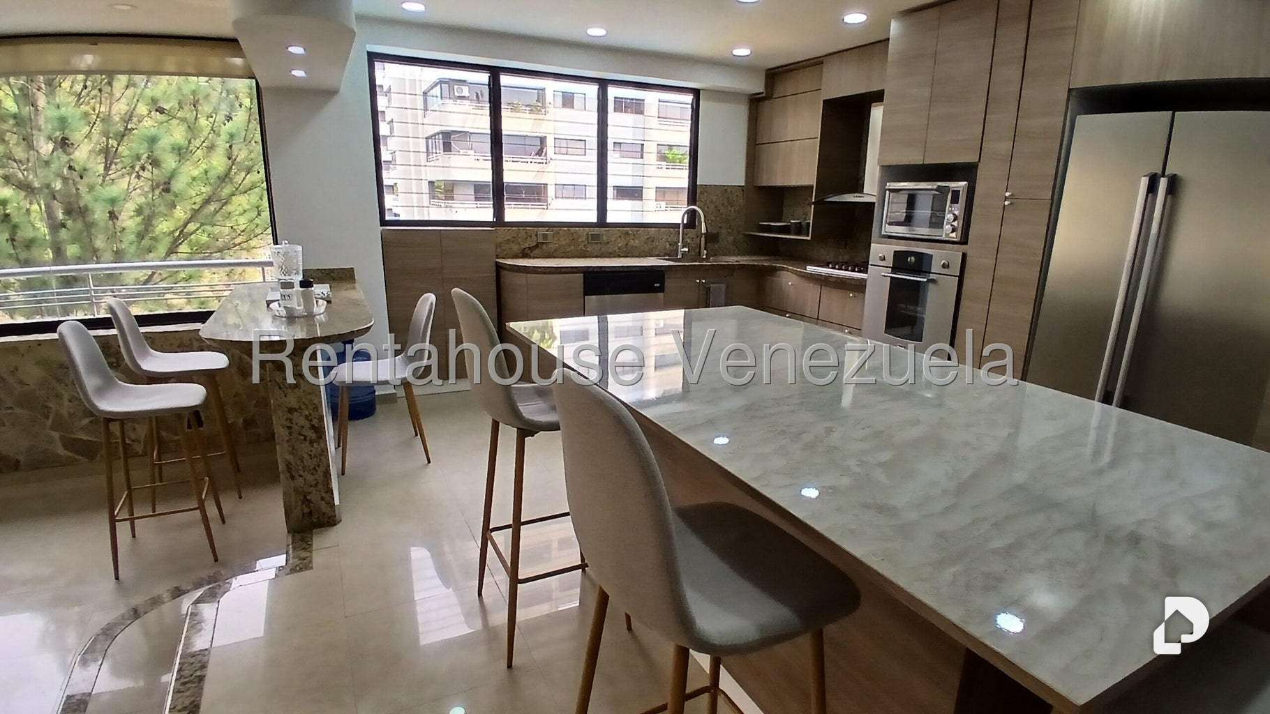 Apartamento en Las Esmeraldas, Caracas – 23