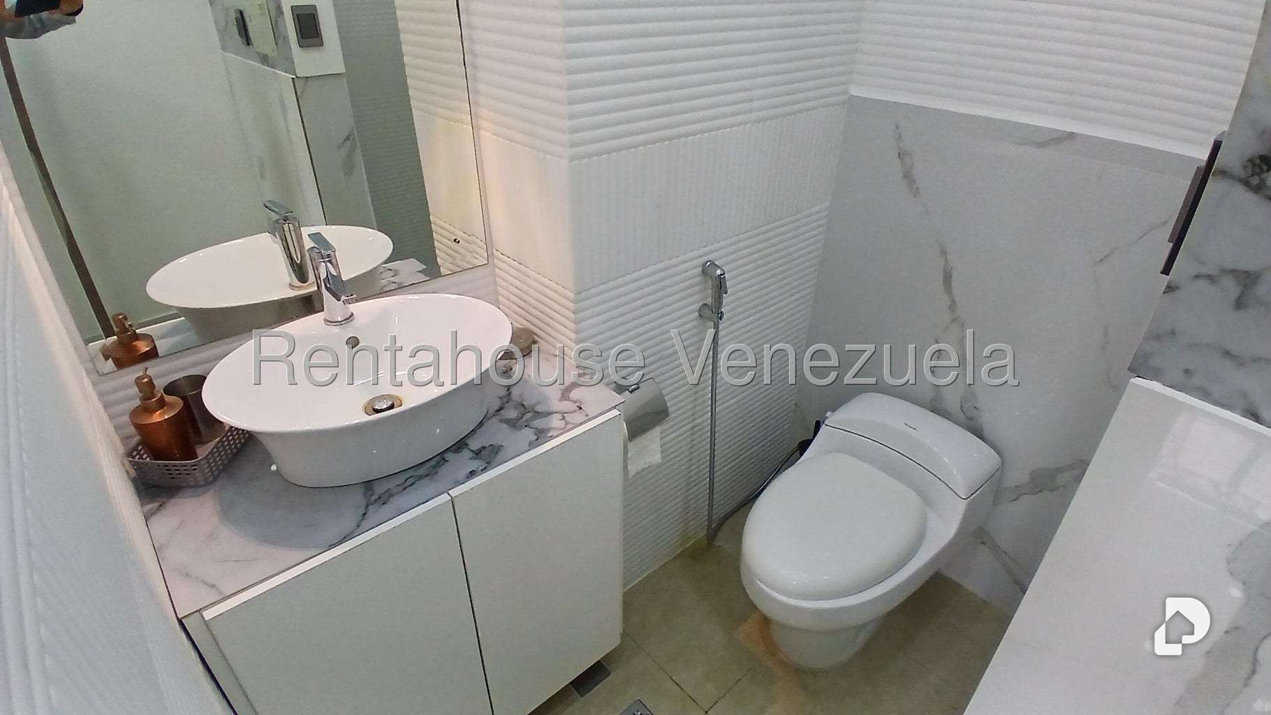 Apartamento en Las Esmeraldas, Caracas – 31