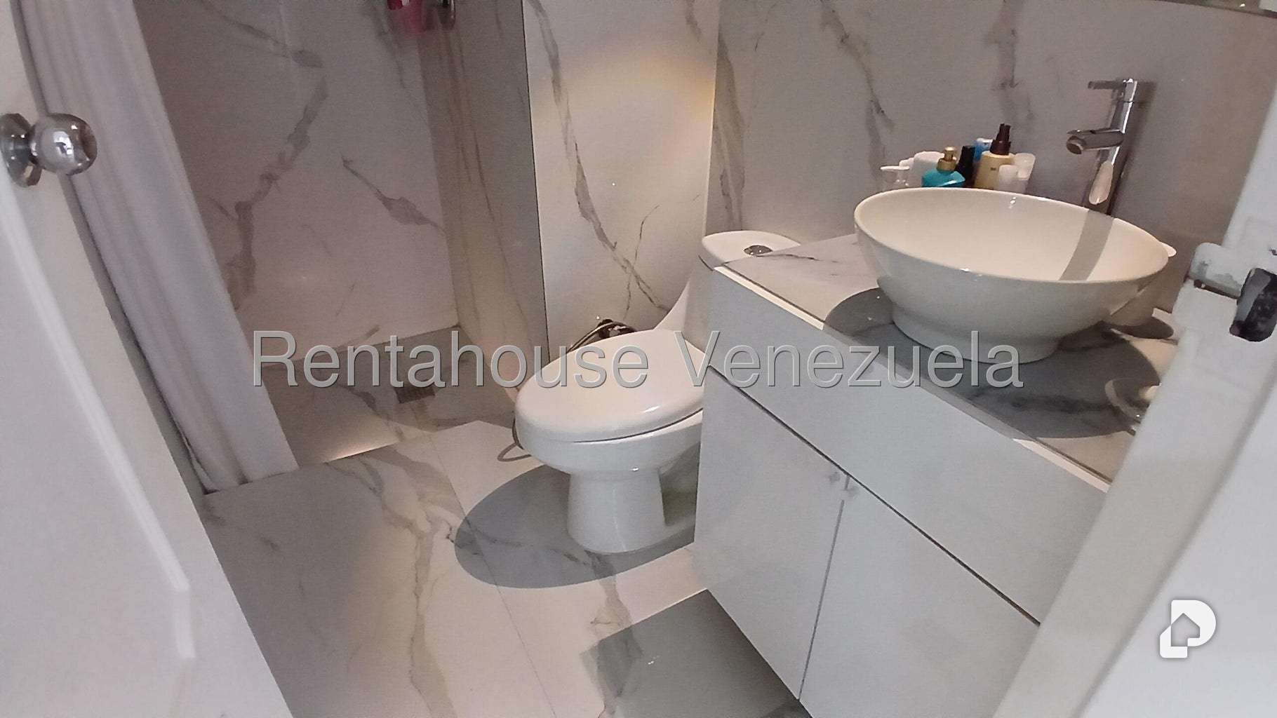 Apartamento en Las Esmeraldas, Caracas – 47