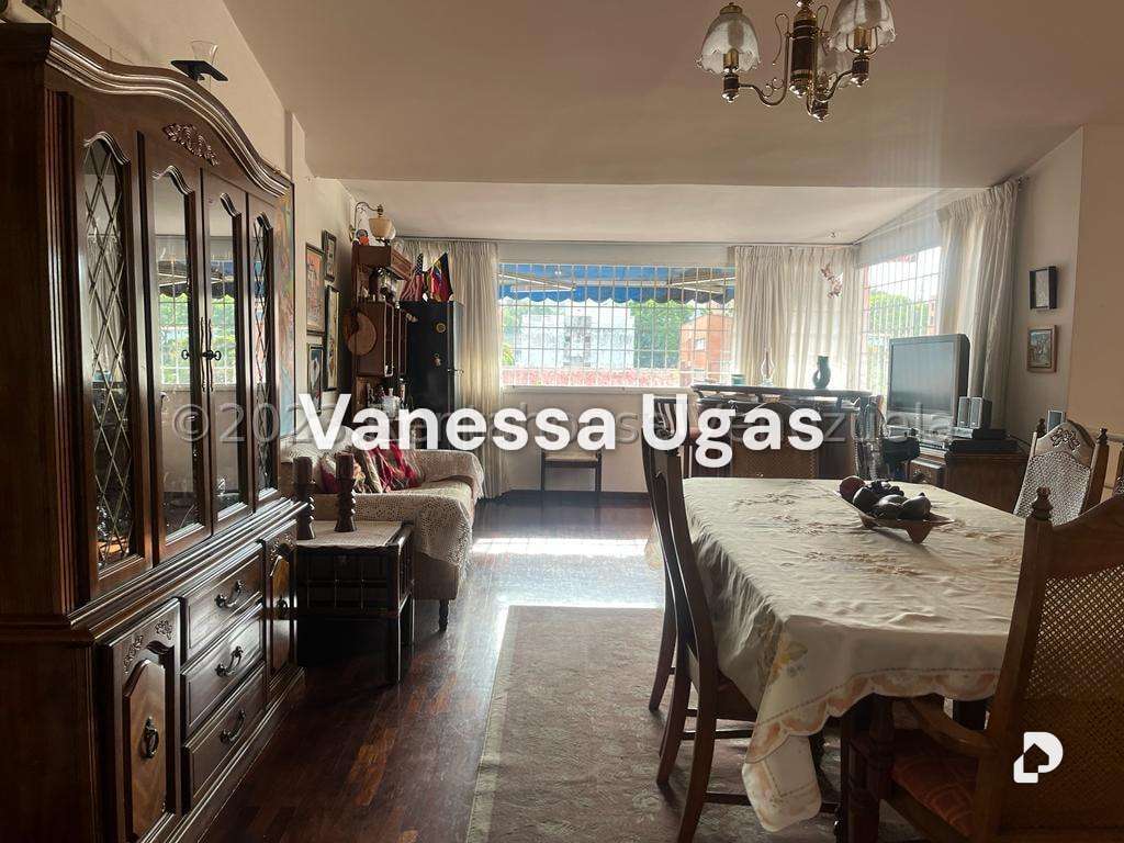 Casa en San Román, Caracas – 16