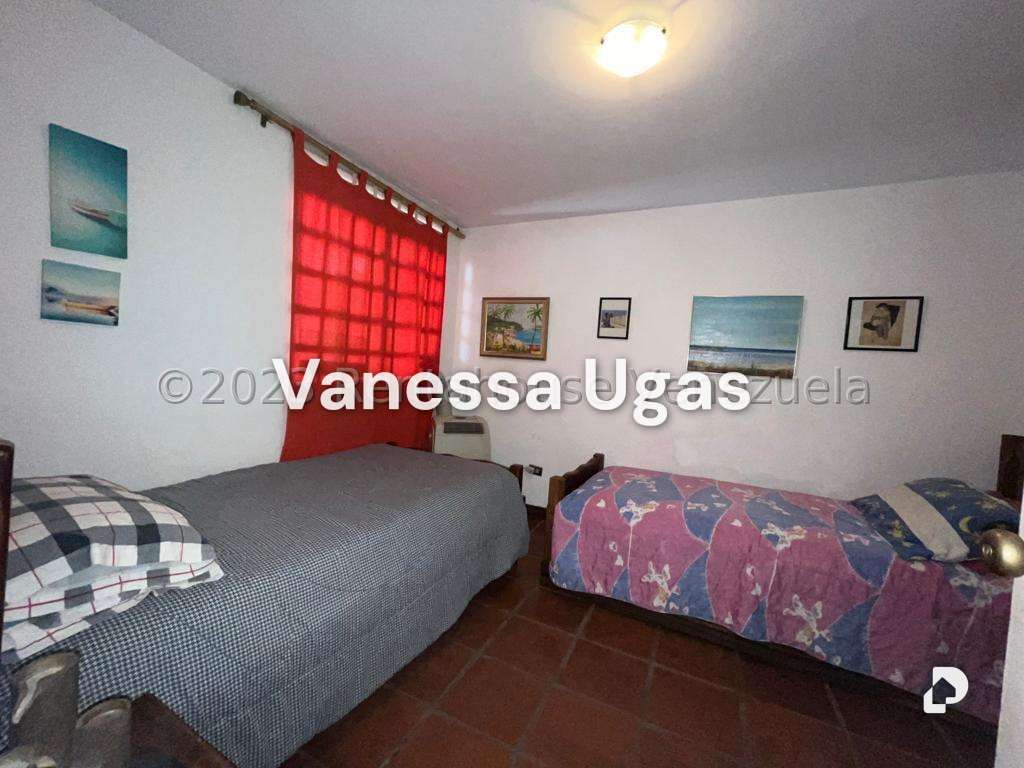 Casa en San Román, Caracas – 12