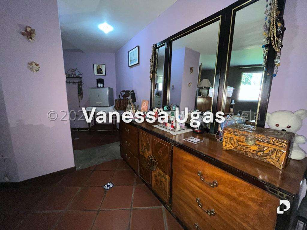Casa en San Román, Caracas – 27