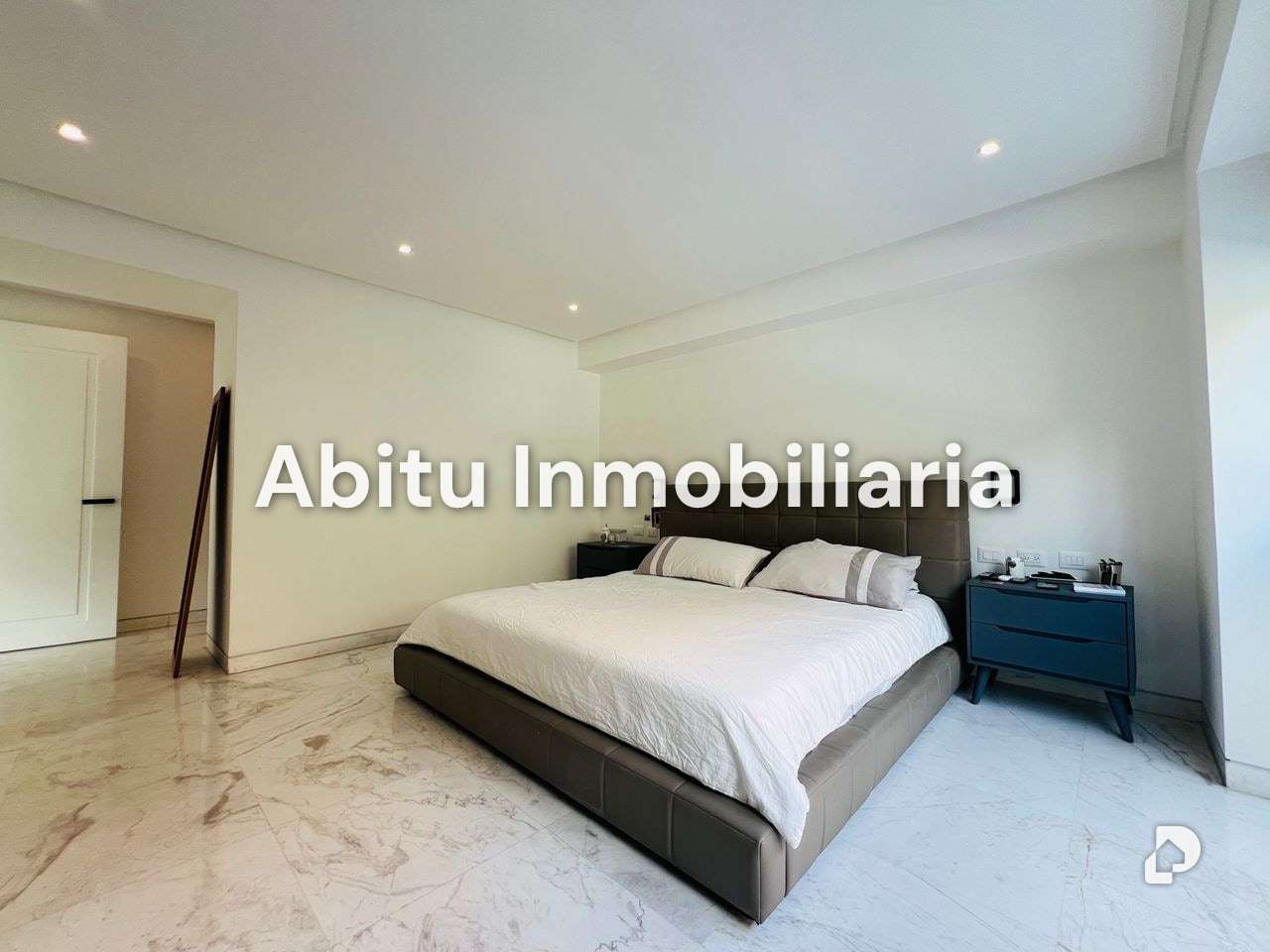 Apartment in Campo Alegre, Caracas – 27