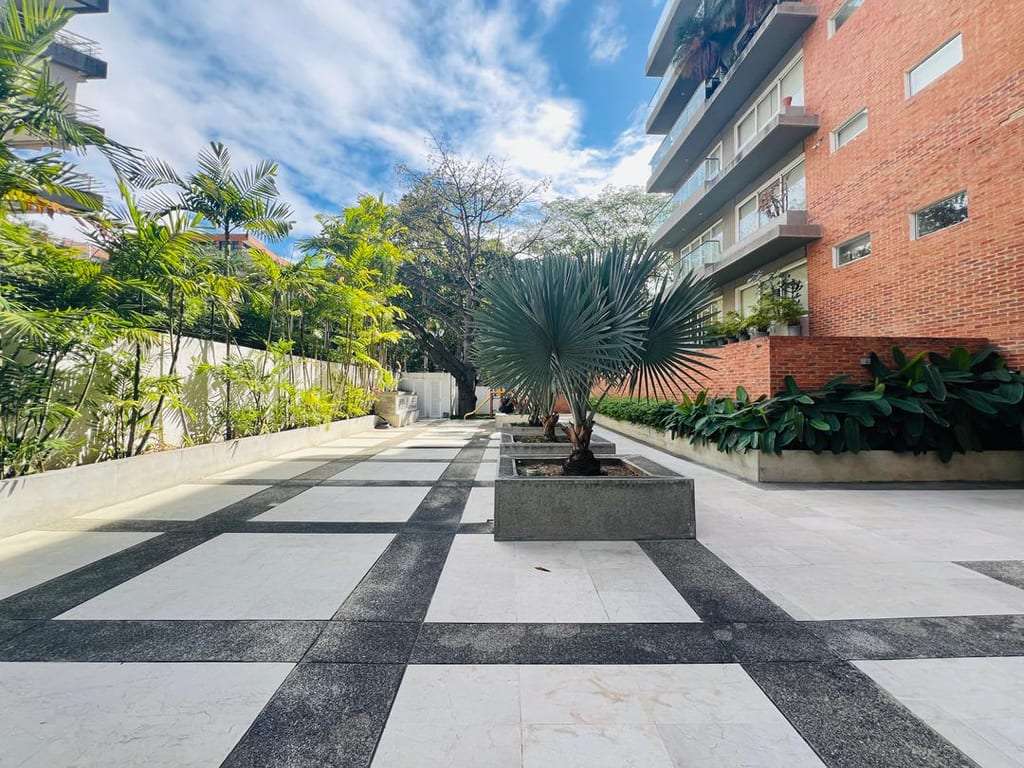 Apartamento en Campo Alegre, Caracas - 1