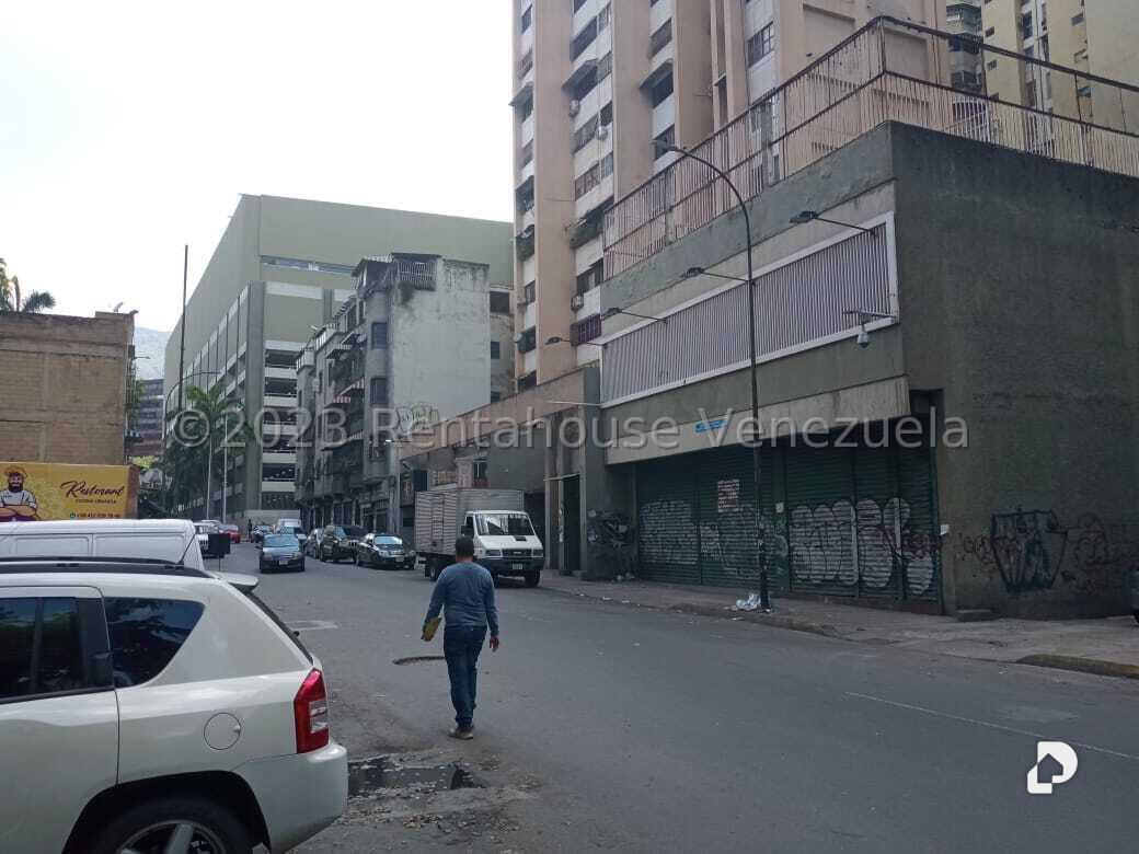 Local comercial en Parroquia La Candelaria, Caracas – 2