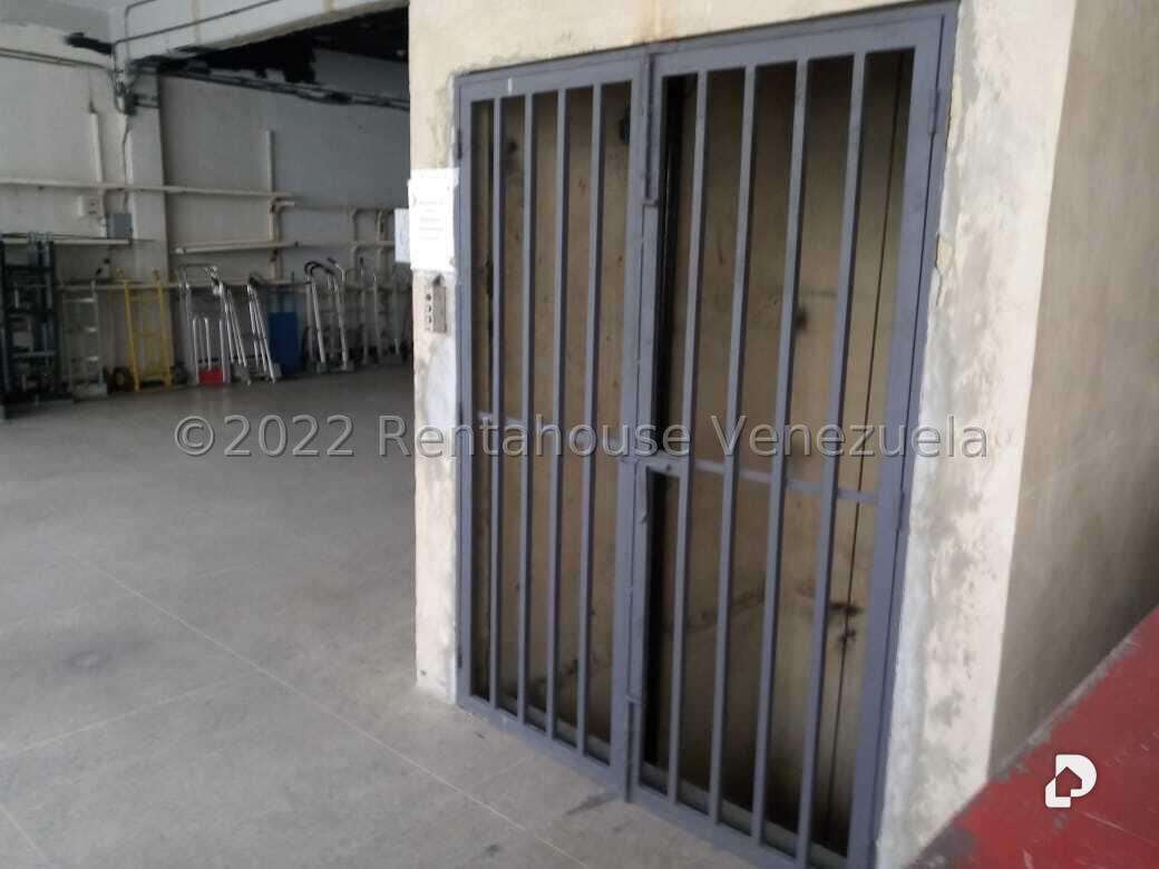 Local comercial en Parroquia La Candelaria, Caracas – 7