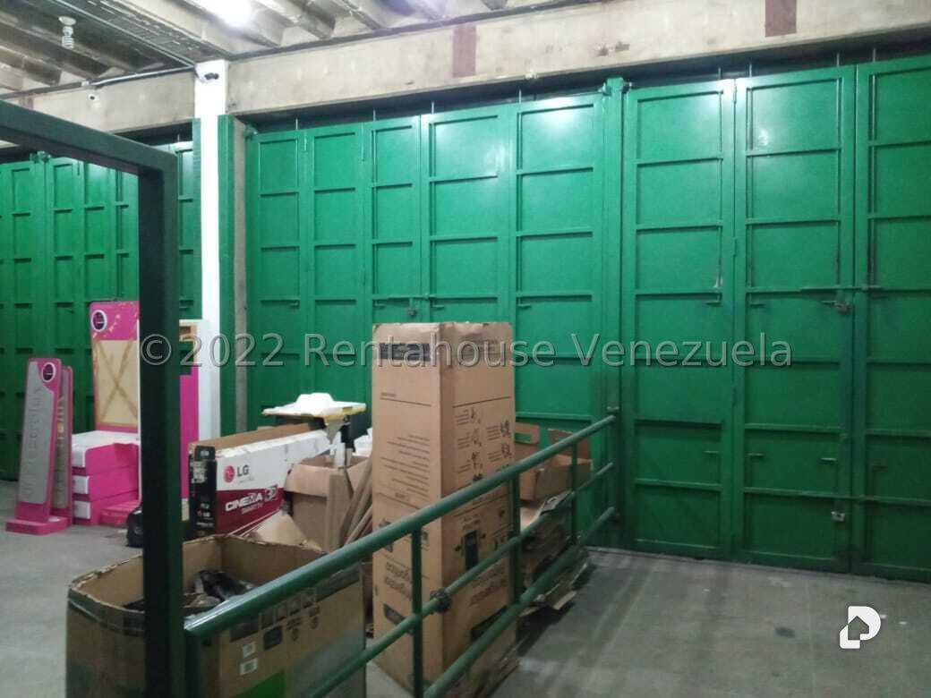 Local comercial en Parroquia La Candelaria, Caracas – 5