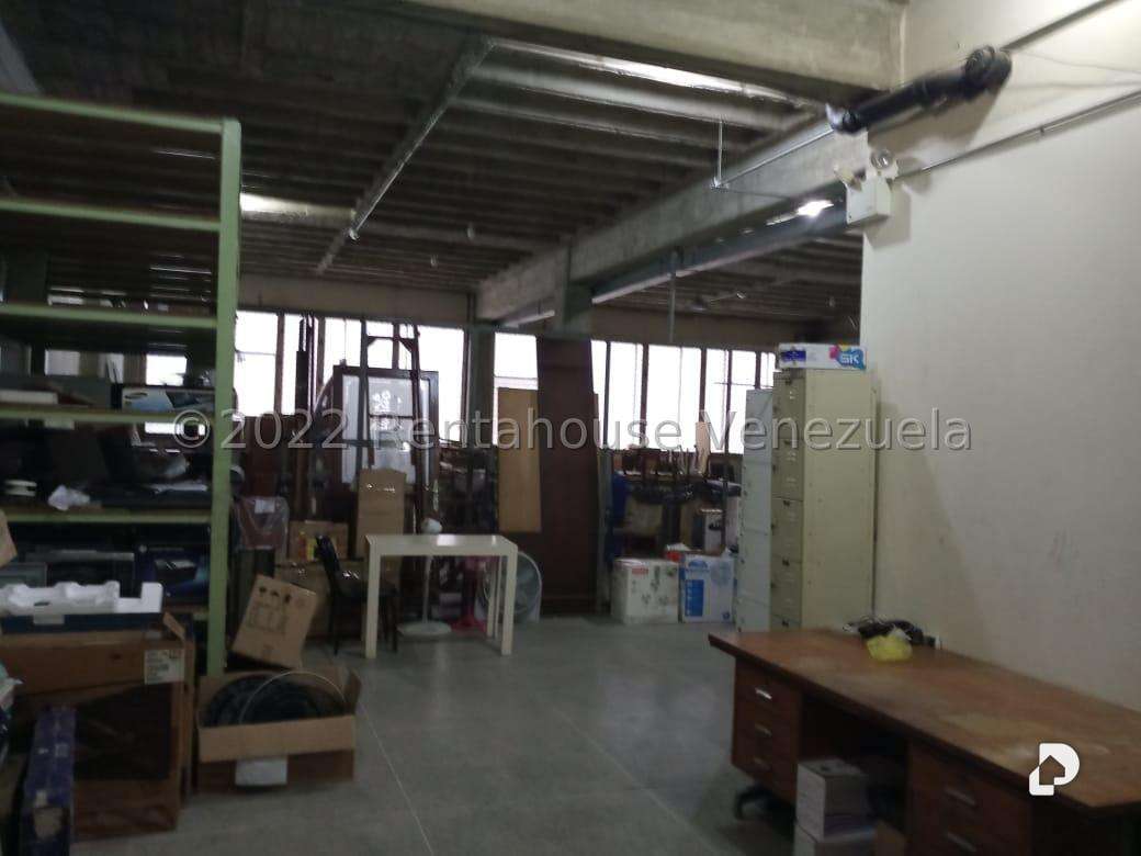 Local comercial en Parroquia La Candelaria, Caracas – 11