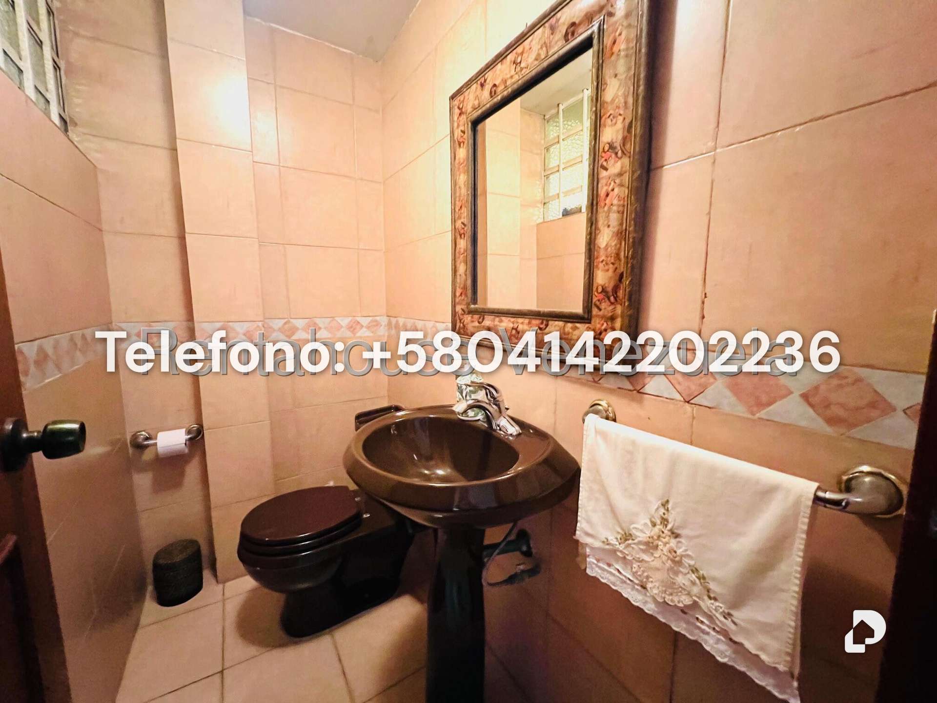 Casa en Prados del Este, Caracas – 30