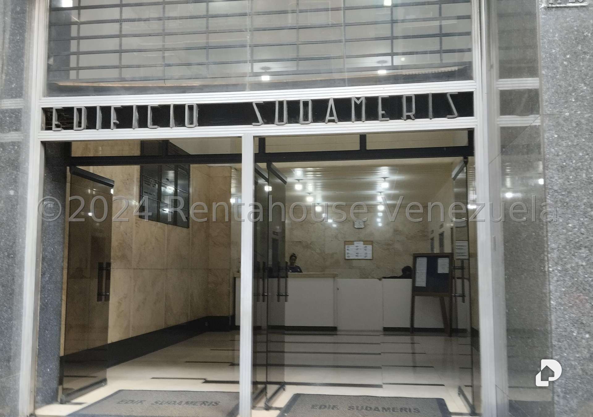 Oficina en Centro, Caracas – 20
