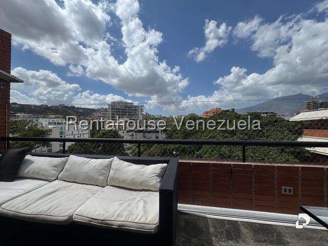Apartamento en Los Naranjos de las Mercedes, Caracas – 11
