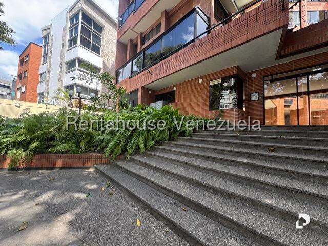 Apartamento en Los Naranjos de las Mercedes, Caracas – 29