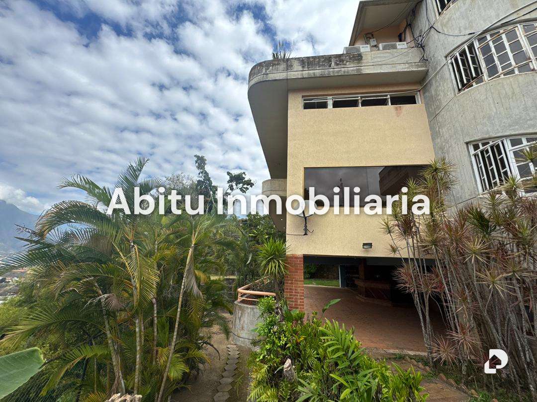 Casa en Cerro Verde, Caracas – 10