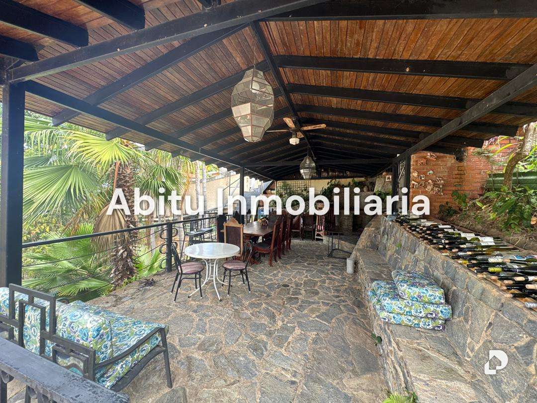 Casa en Cerro Verde, Caracas – 17