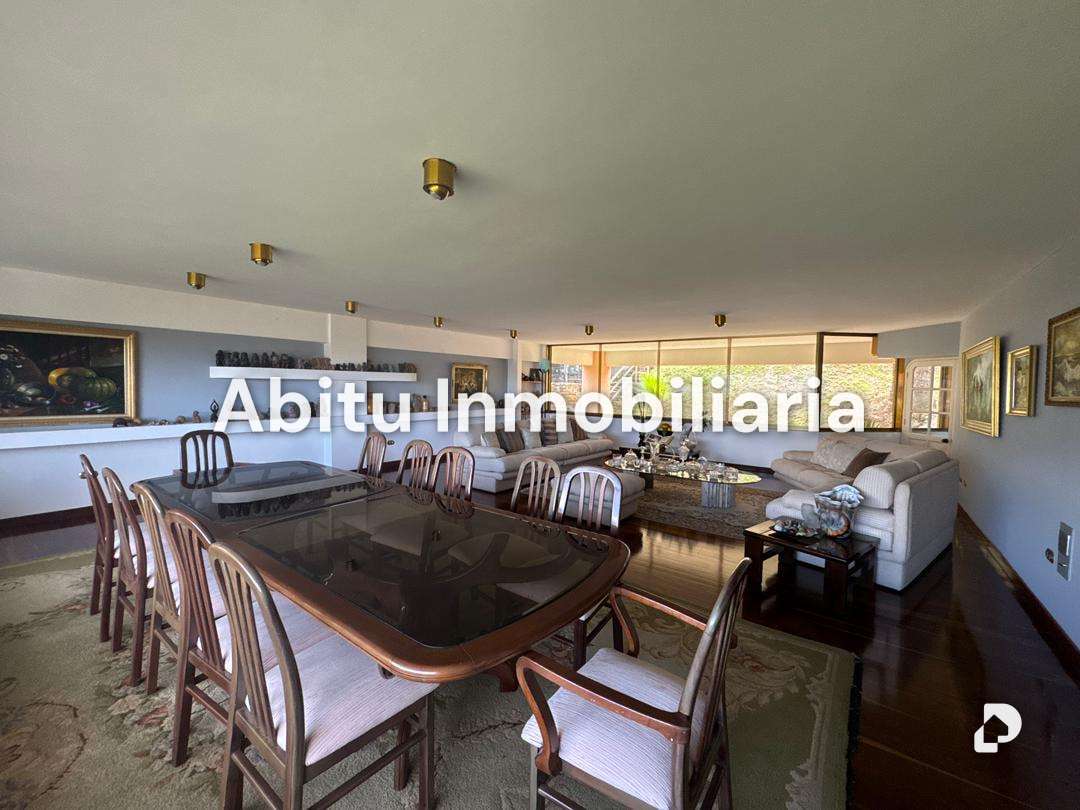 Casa en Cerro Verde, Caracas – 21