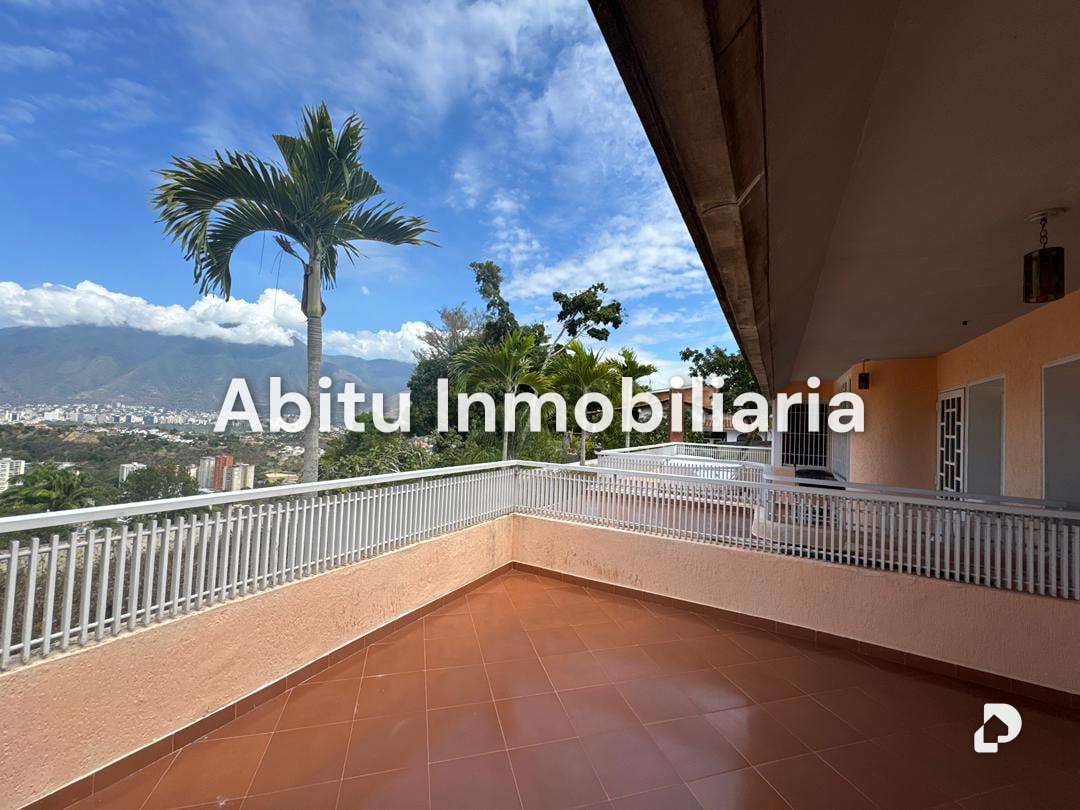 Casa en Cerro Verde, Caracas – 11
