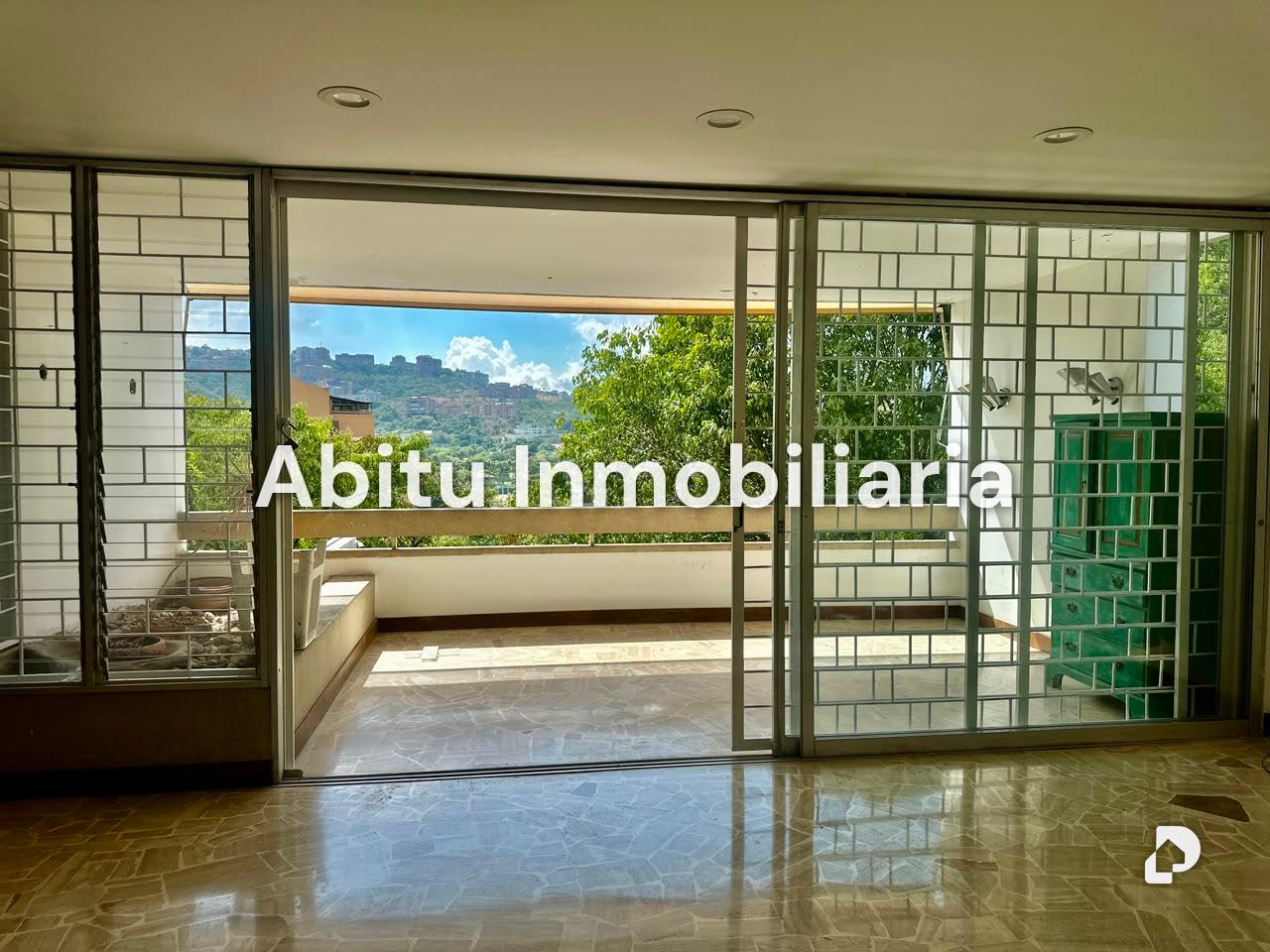 Apartamento en San Román, Caracas – 2