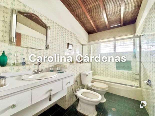 Casa en Cumbres de Curumo, Caracas – 10