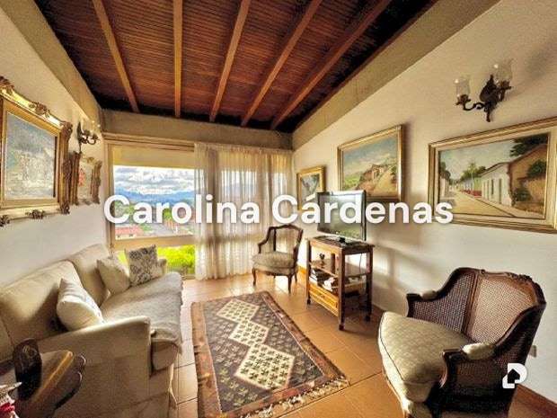 Casa en Cumbres de Curumo, Caracas – 8