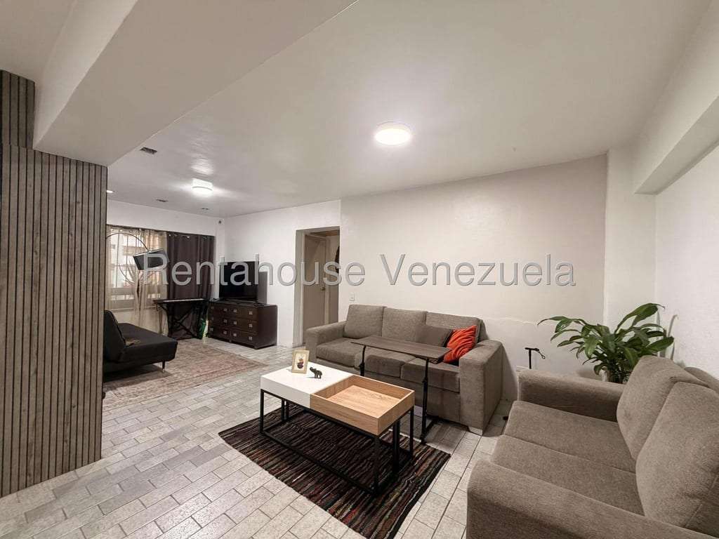 Apartamento en El Paraíso, Caracas - 1