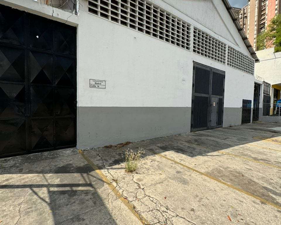 Galpón en Boleíta Norte, Caracas - 1