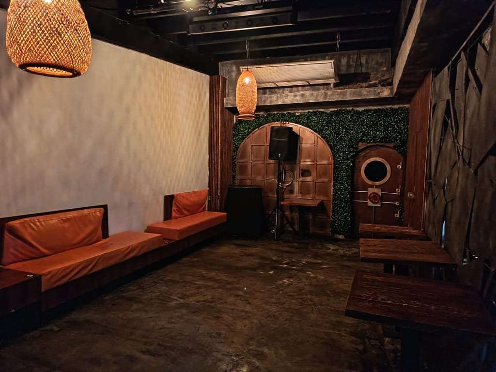 Local comercial en El Viñedo, Valencia