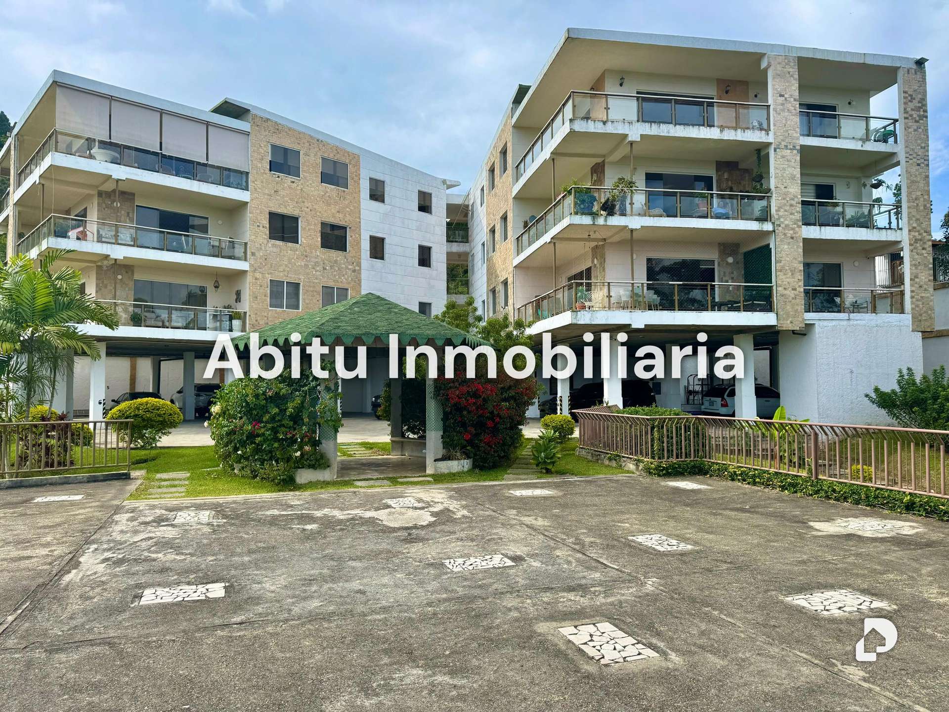 Apartamento en La Lagunita, Caracas – 1