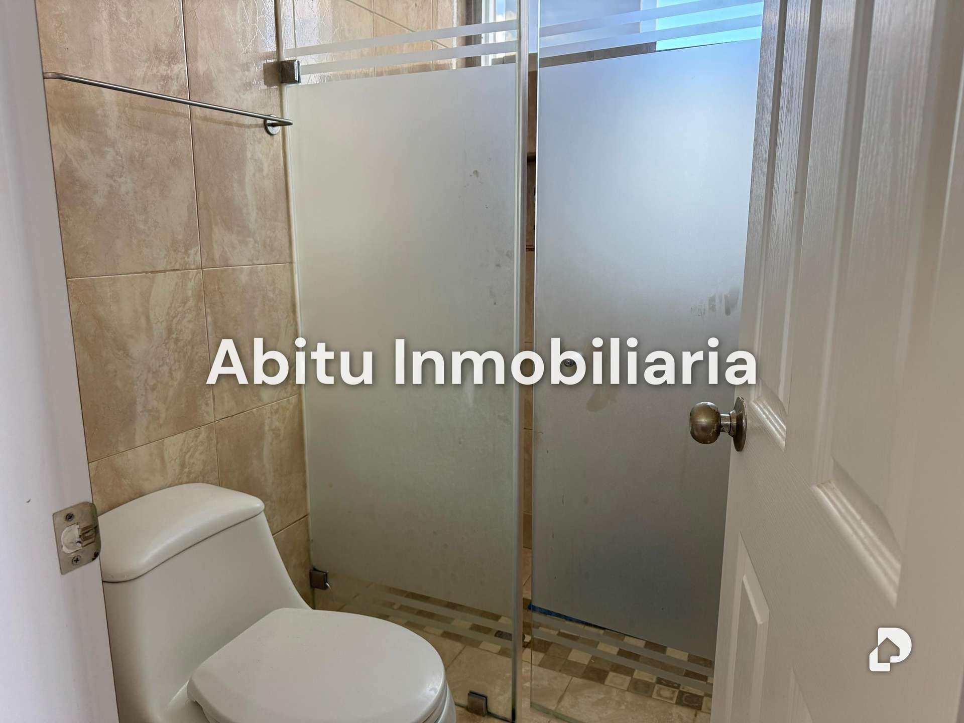 Apartamento en La Lagunita, Caracas – 23