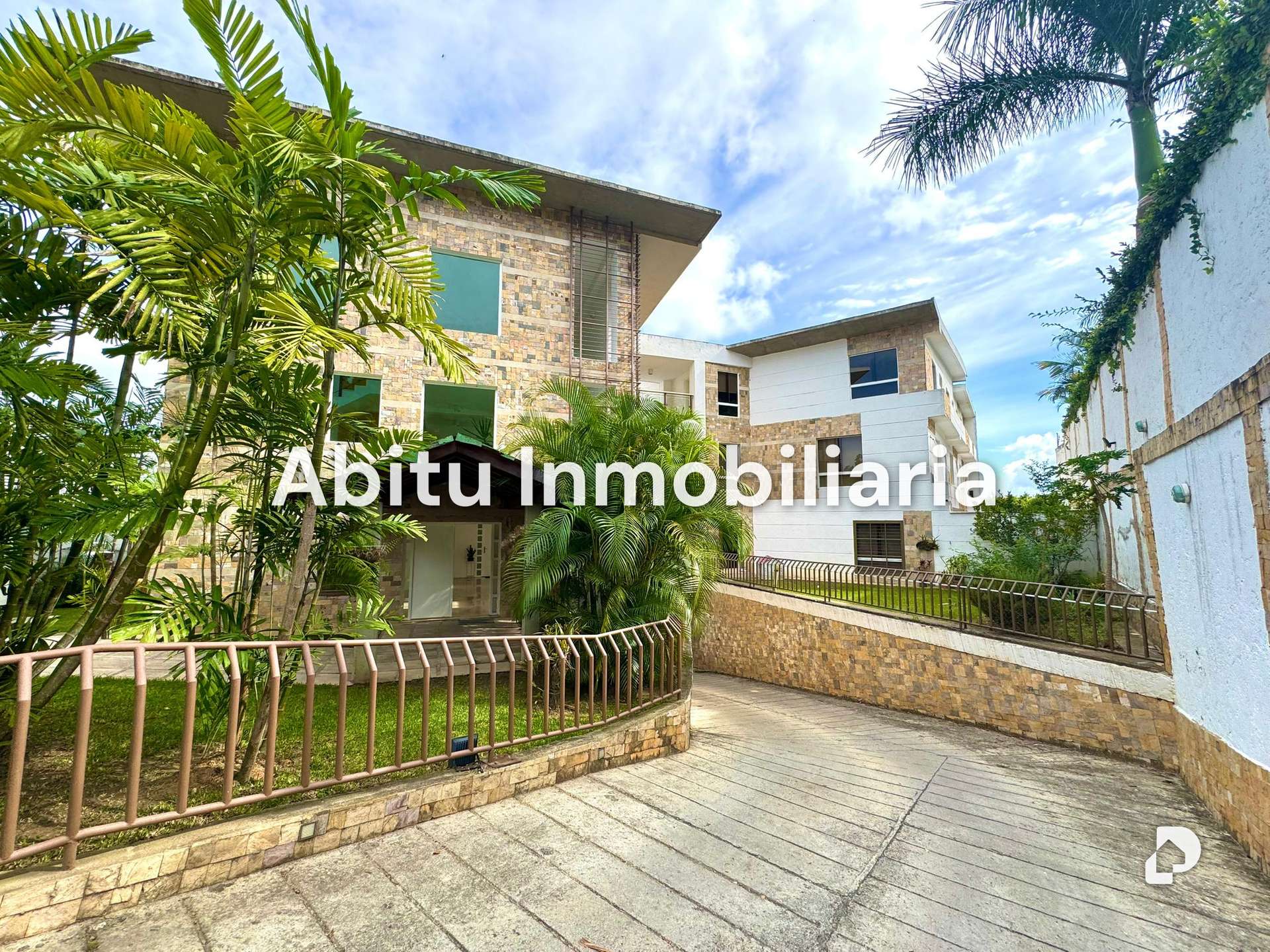 Apartamento en La Lagunita, Caracas – 2