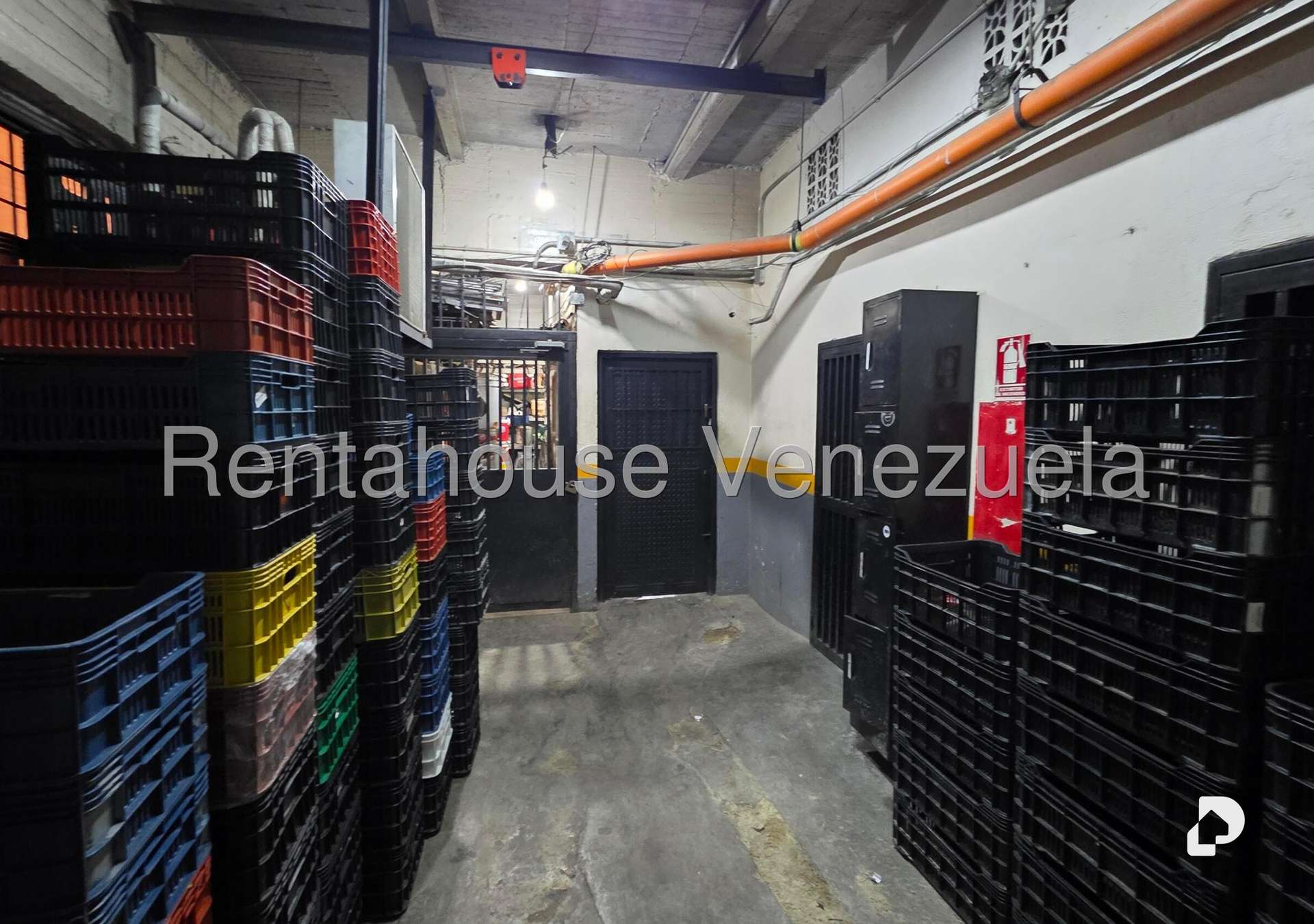 Edificio en La Trinidad, Caracas – 2